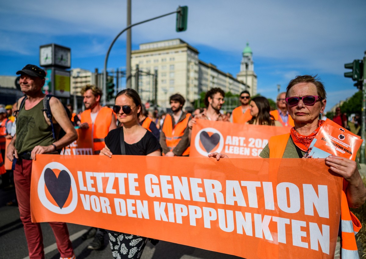 Deutsche Staatsanwaltschaft bestätigt Abhörung von Klimaaktivisten  Welt