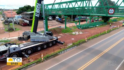 Instalação da nova passarela da BR-153 em Alvorada tem início; veja como fica o trânsito
