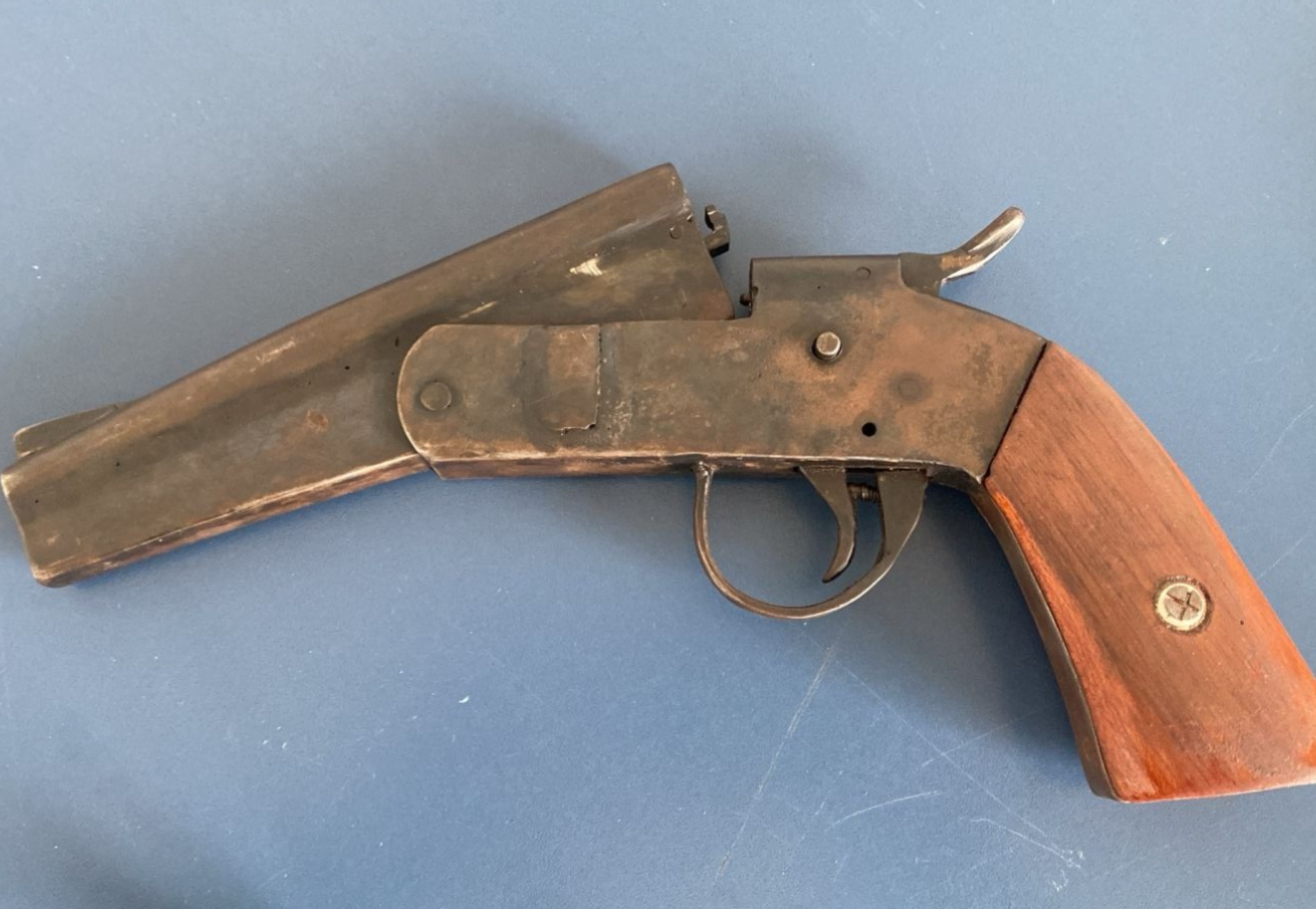 Dupla é presa com arma de fogo em Boa Vista