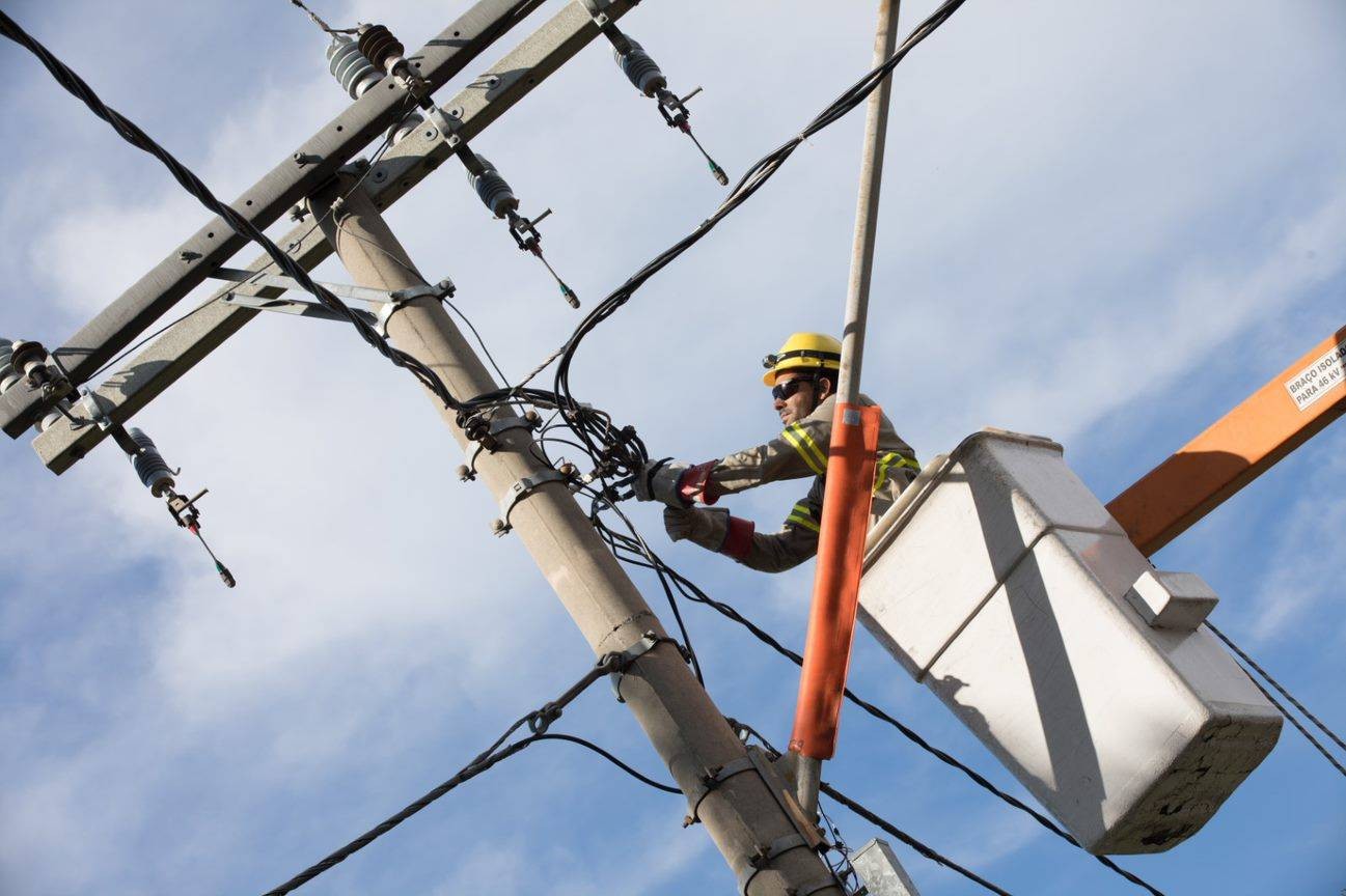 Número de ligações irregulares em rede elétrica aumenta nas maiores cidades do Sul de Minas