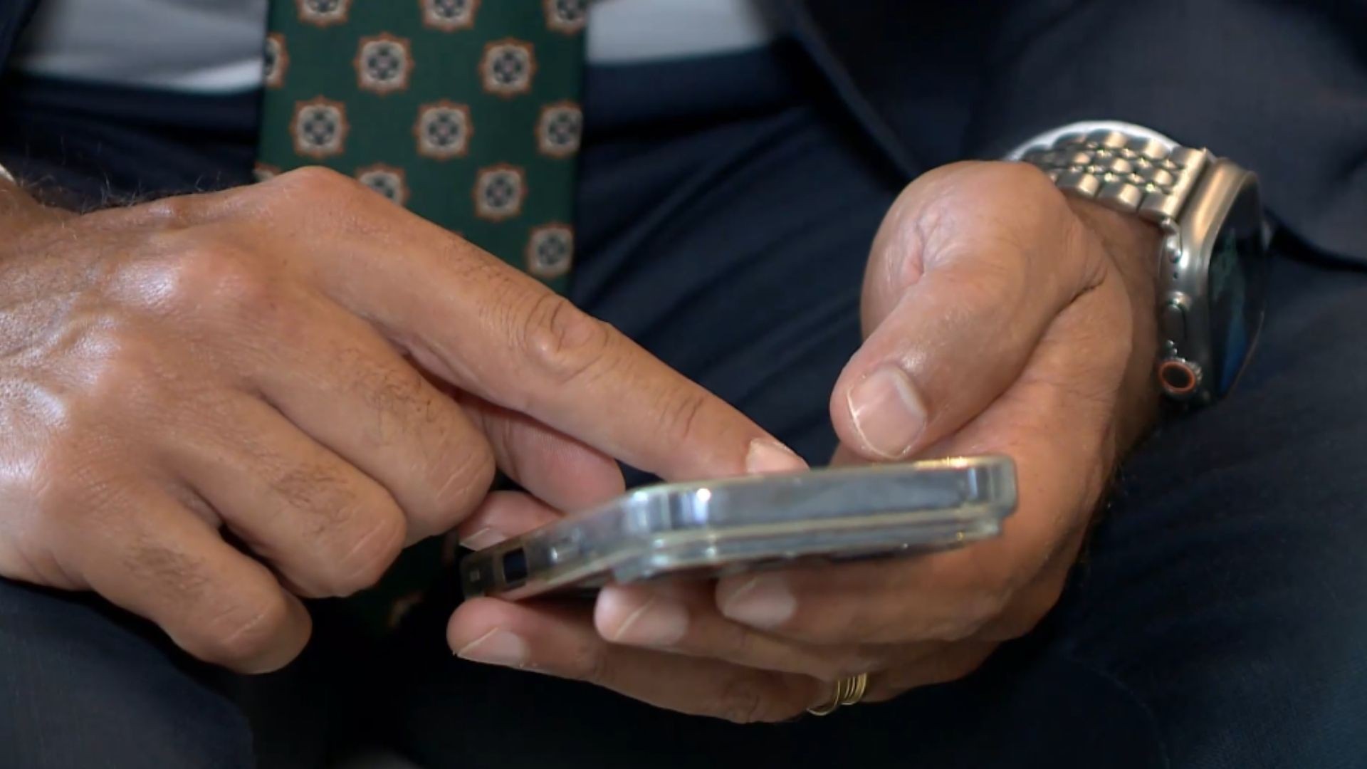 Nutricionista perde R$ 40 mil ao cair no golpe do falso advogado em São José dos Campos, SP