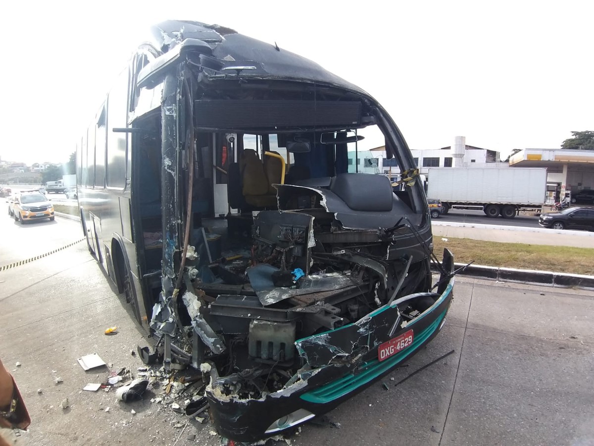 Belo Horizonte e Região Metropolitana têm 5 acidentes com ônibus