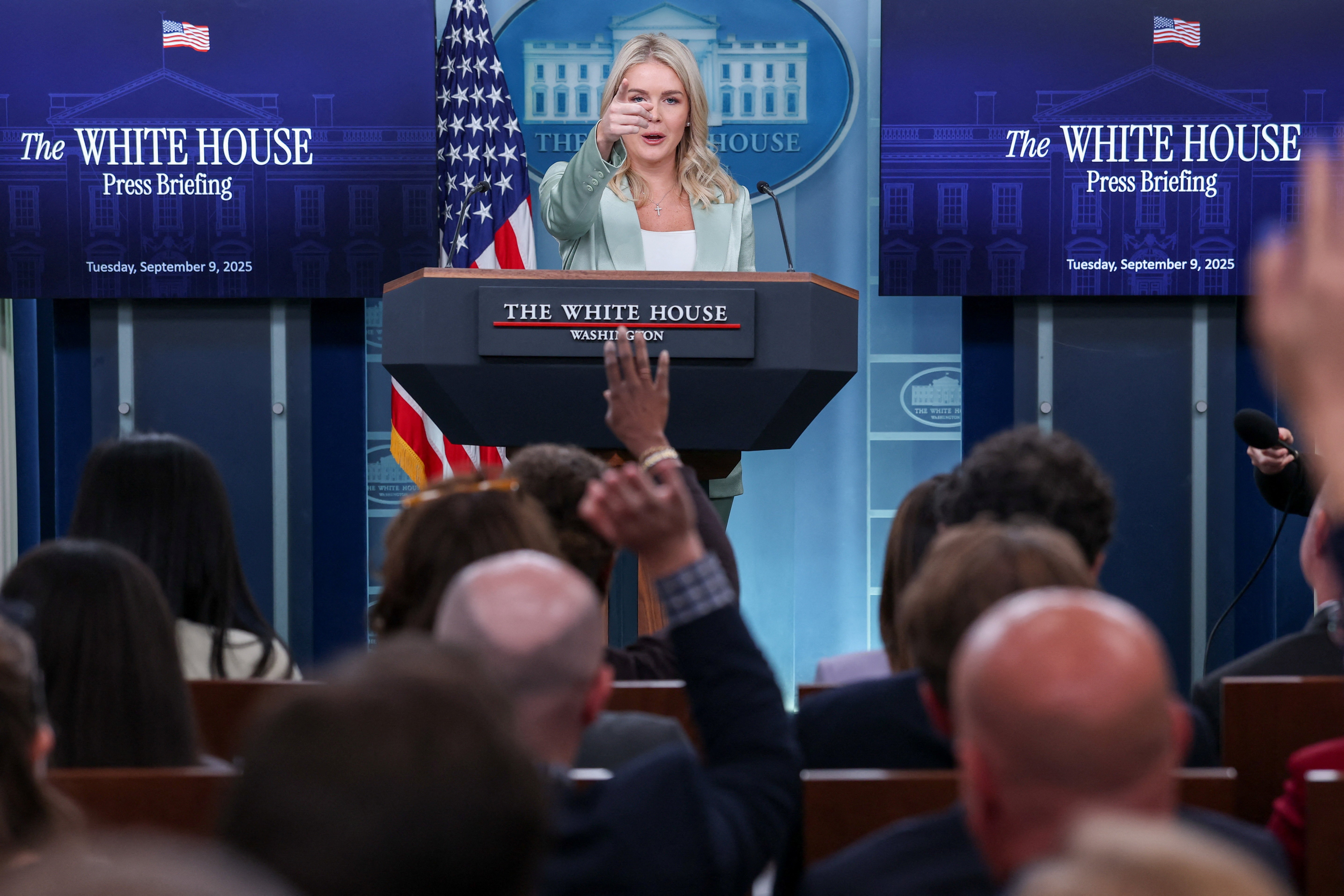 Gleisi diz que é 'inadmissível' EUA falarem em 'usar meios militares' contra o Brasil