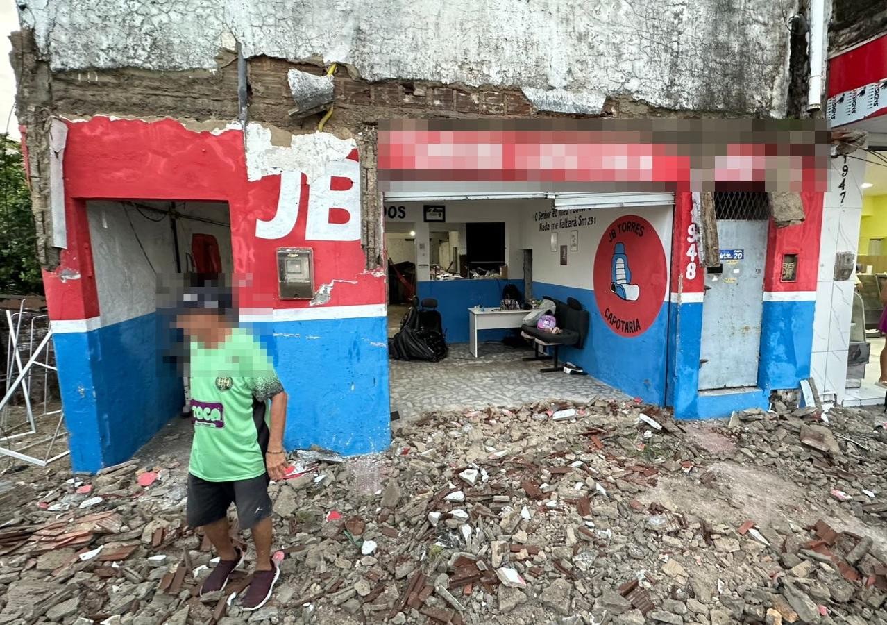 Três crianças ficam feridas após marquise cair sobre elas em Natal