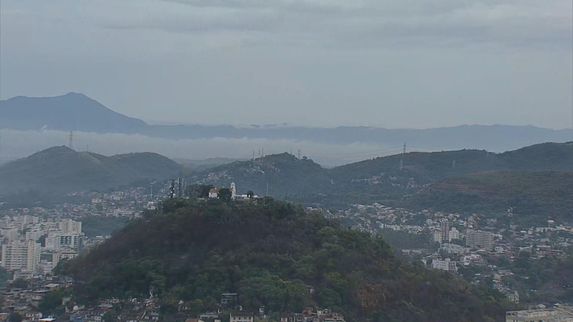 RJ tem previsão de chuva forte para tarde de quarta