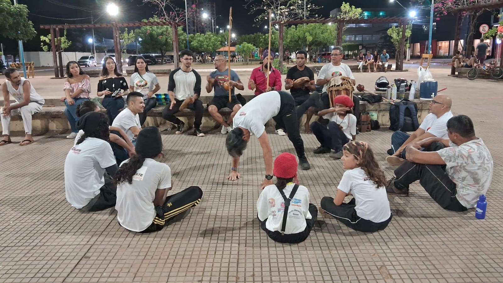 Em Santarém, Centro Cultural Argolarte oferta aulas de capoeira, maculelê, samba e carimbó de roda