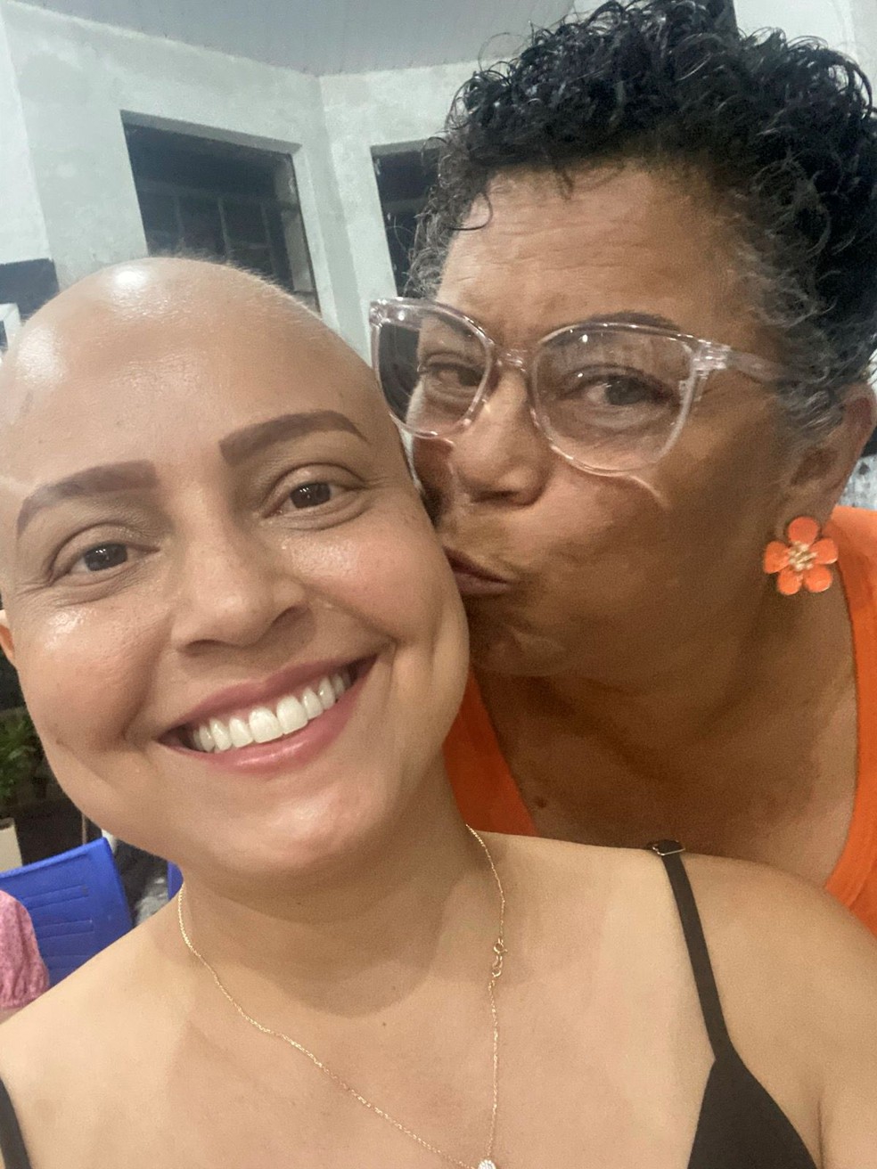 Mãe e filha enfrentaram juntas a batalha contra o câncer — Foto: Arquivo pessoal