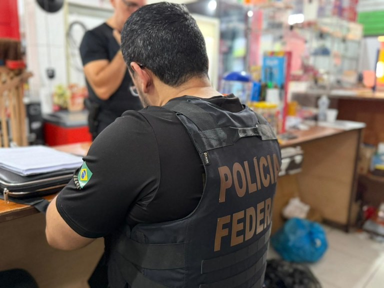 PF deflagra operação de combate ao tráfico e lavagem de dinheiro em Manaus e no interior do AM