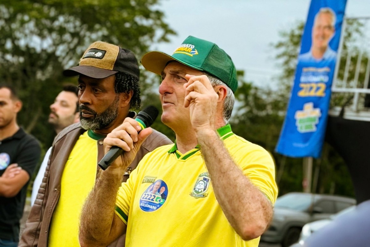 Irmão de Bolsonaro eleito em SP para deputado após perder 7 eleições diz que recebeu 'herança do nome'