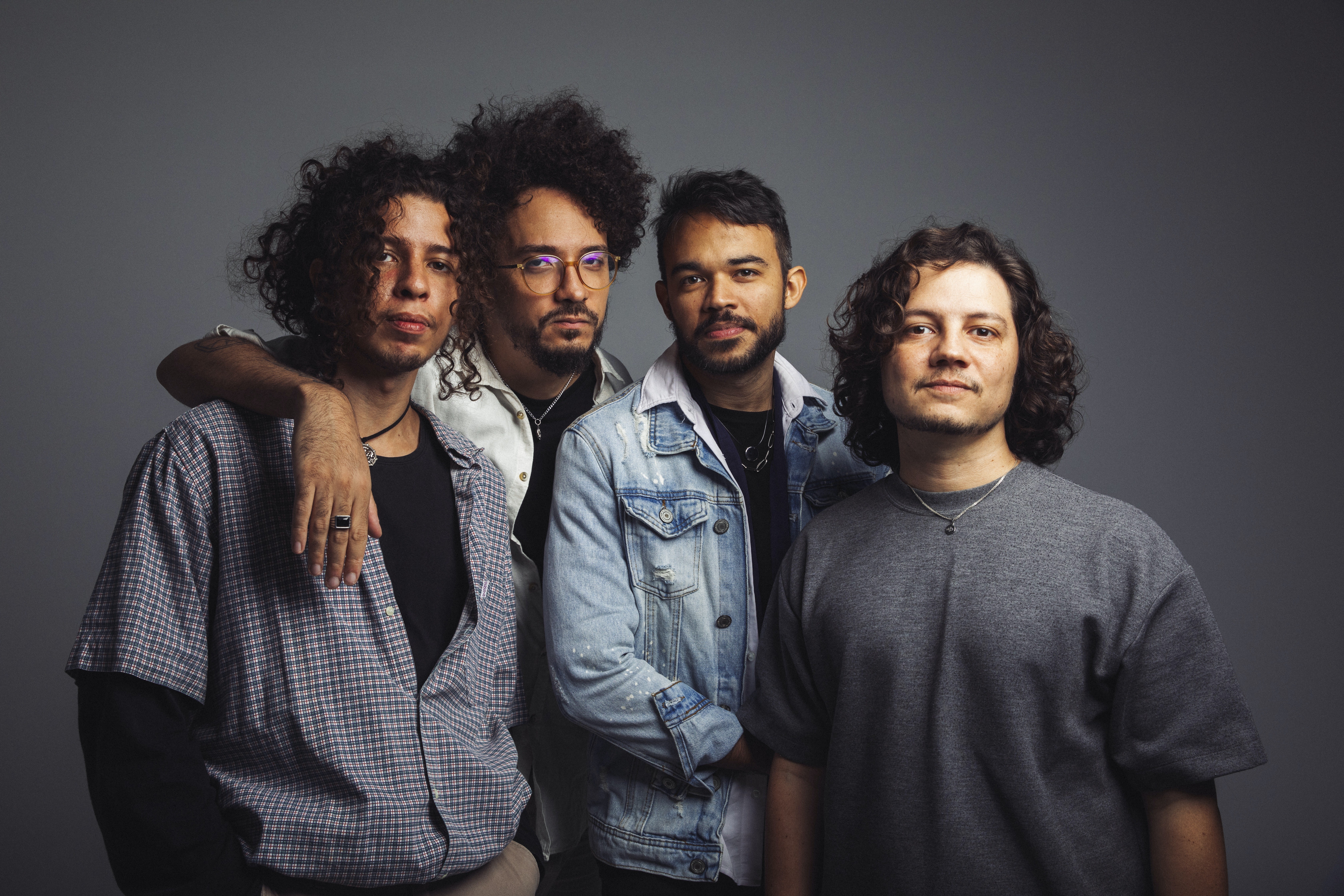 Noite de brega, festival e exposições: confira agenda cultural do fim de semana