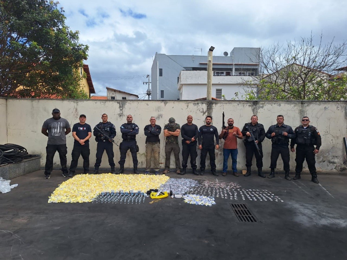 Operação das polícias Civil e Militar apreende drogas e arma em Saquarema