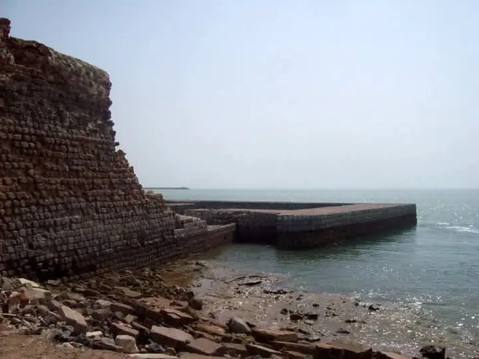 Fortaleza de Nossa Senhora da Conceição (do século XVI), na Ilha de Ormuz, construída pelos portugueses. Tombada como patrimônio histórico do Irã. — Foto: Arquivo pessoal via BBC