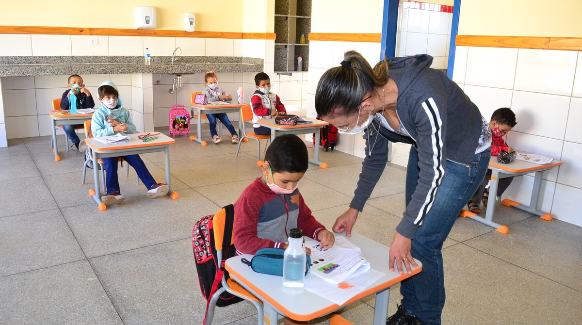 Prefeitura De Montes Claros Divulga Normas De Rematrícula Transferência E Cadastro Escolar Na 9591