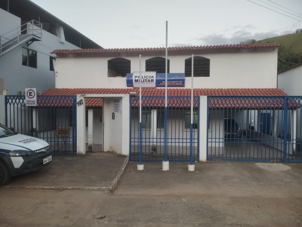 Menina de 12 anos deixa bilhete para a mãe em MG e foge para encontrar no RJ, namorado que conheceu pela internet — Foto: Polícia Militar