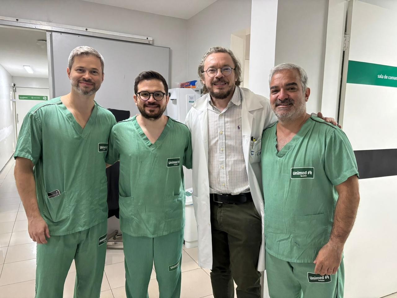 Unimed Teresina realiza técnica inovadora no tratamento de duas causas de AVC