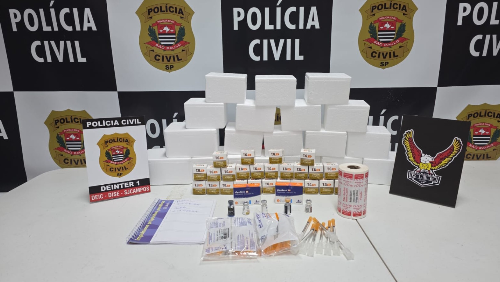 Mulher é presa com remédios para emagrecer armazenados de forma irregular em São José dos Campos