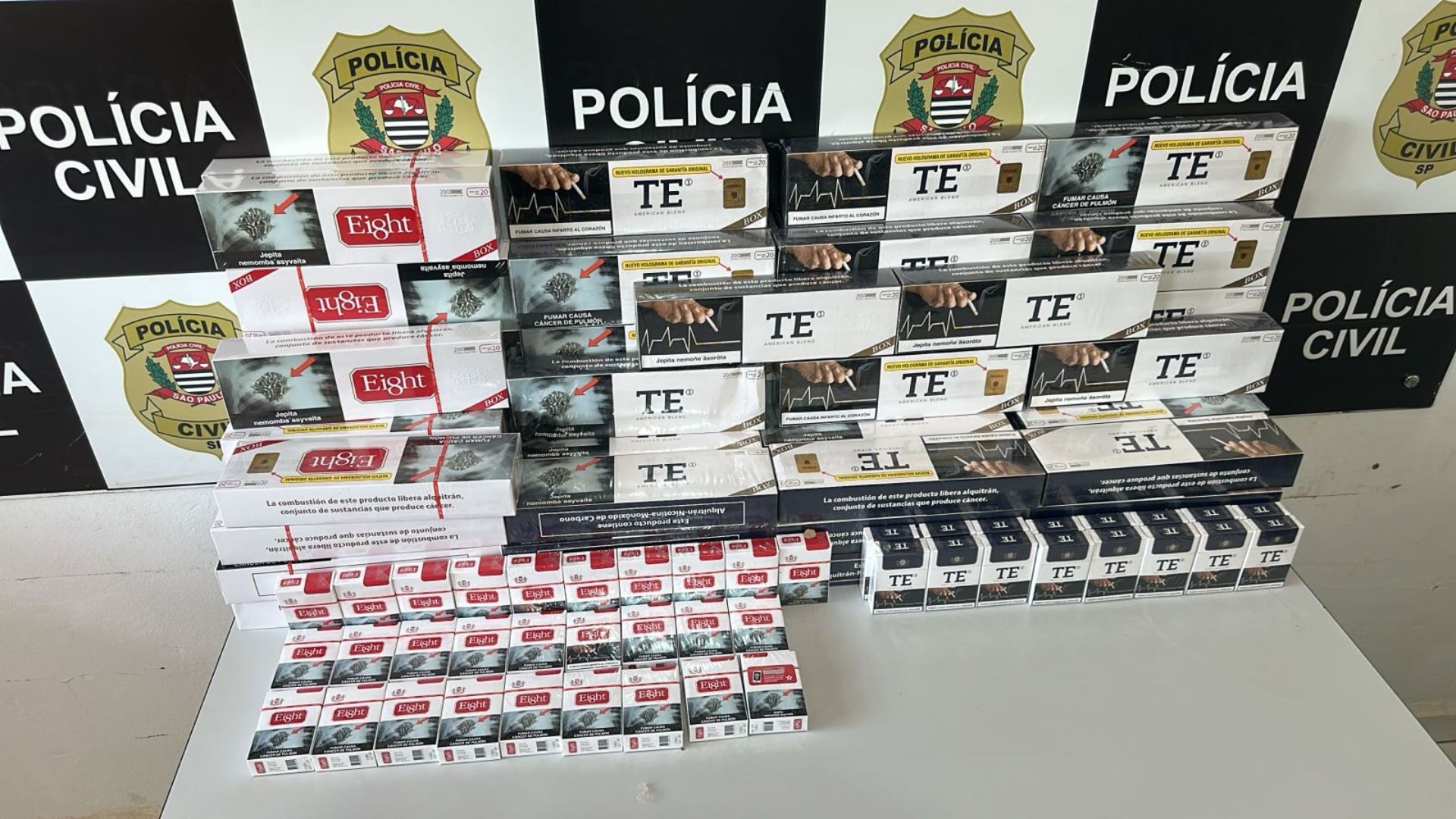 Operação em bar de Itapuí flagra mais de 700 maços de cigarros contrabandeados do Paraguai