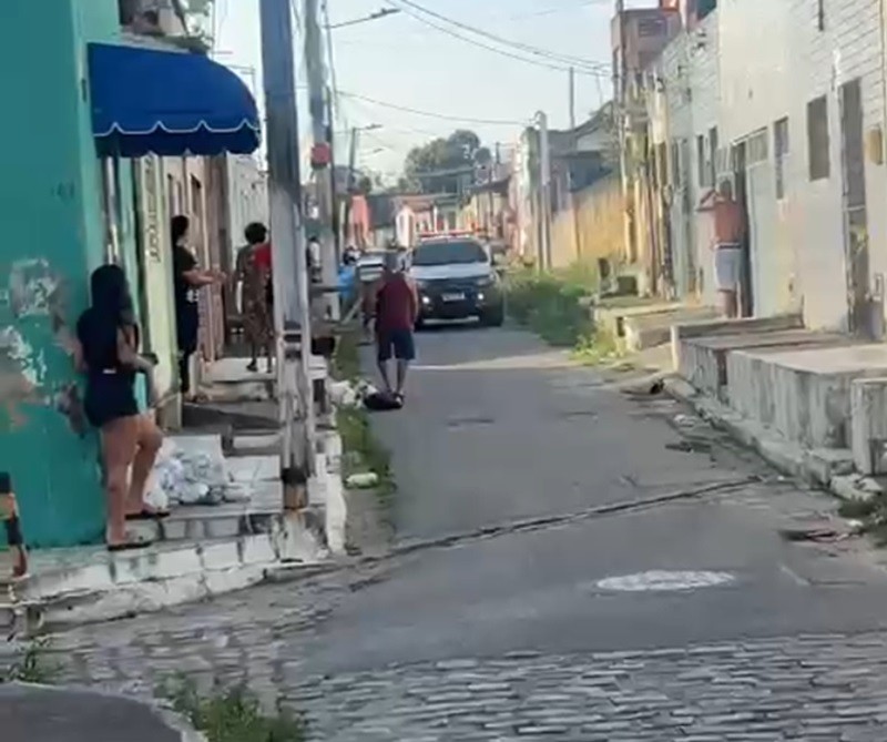 Mulher é morta pelo marido a facadas na Grande Natal, diz PM