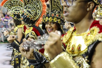 Escola de samba paulista reproduz histórico Cavalo de Troia em