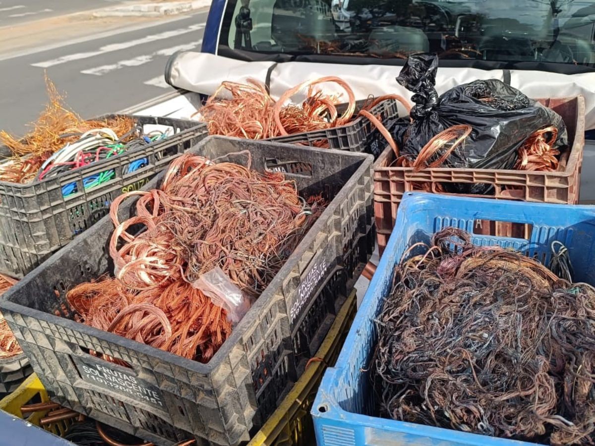 Operação apreende fios de cobre e prende dona de estabelecimento por receptação em Campinas