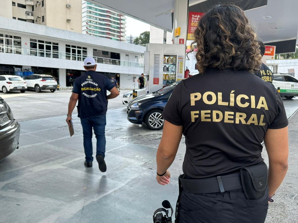 PF faz operação 'Cartel Zero' em postos de combustíveis de Manaus | G1