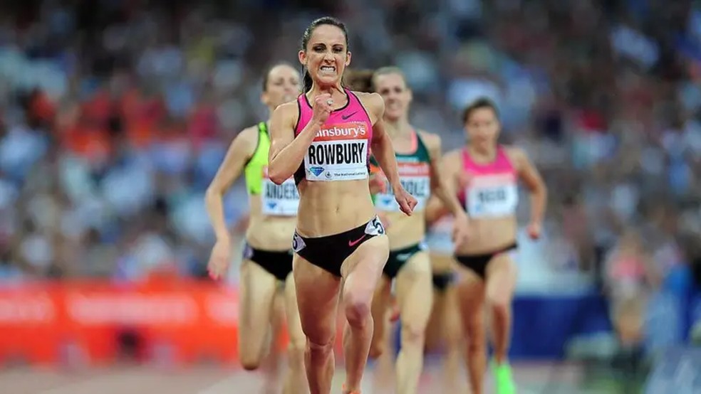 Shannon Rowbury em corrida em 2013 — Foto: Getty Images via BBC