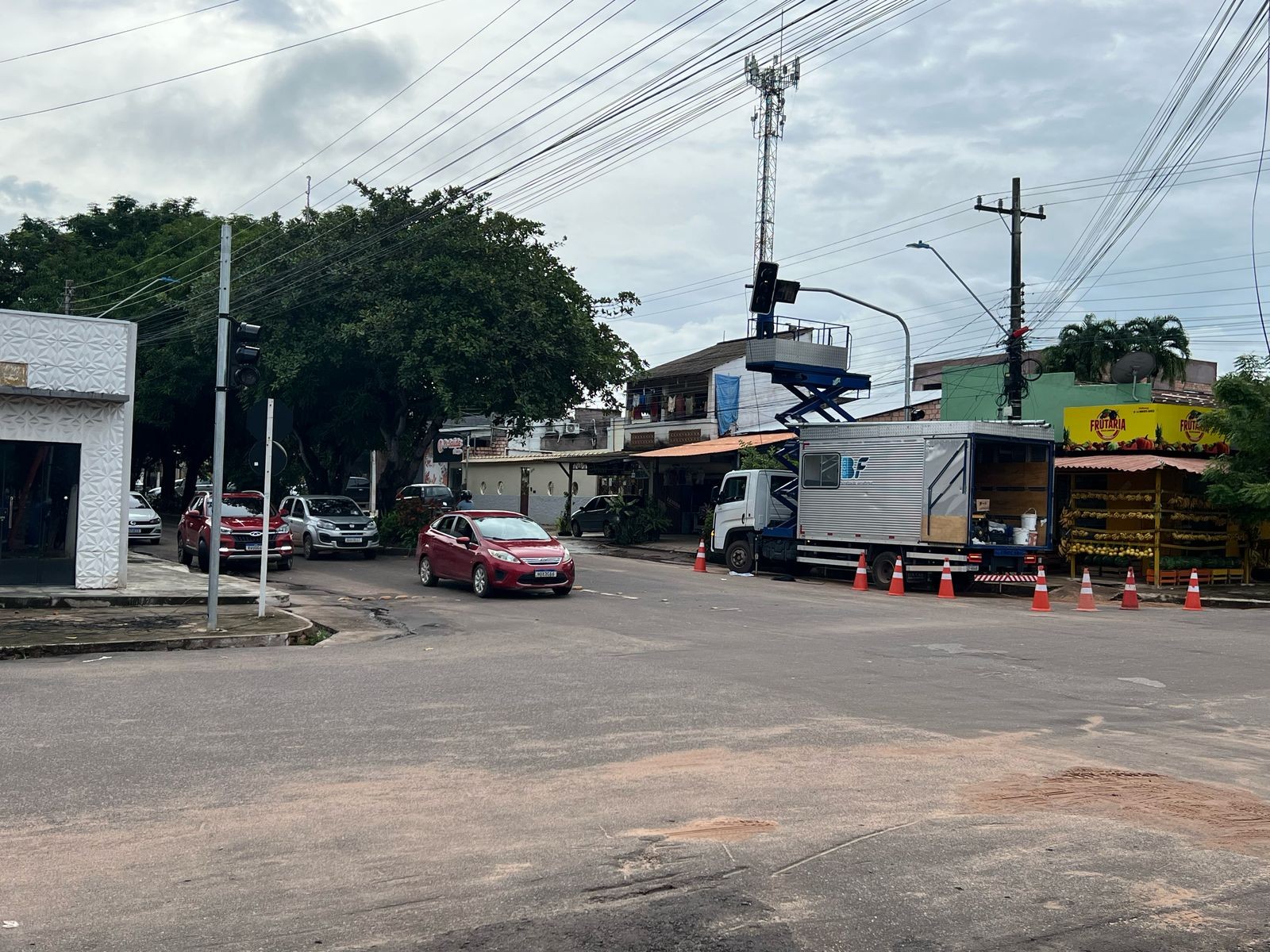 Semáforos são instalados em 14 novos pontos de Santarém e em outros 8 é feita substituição