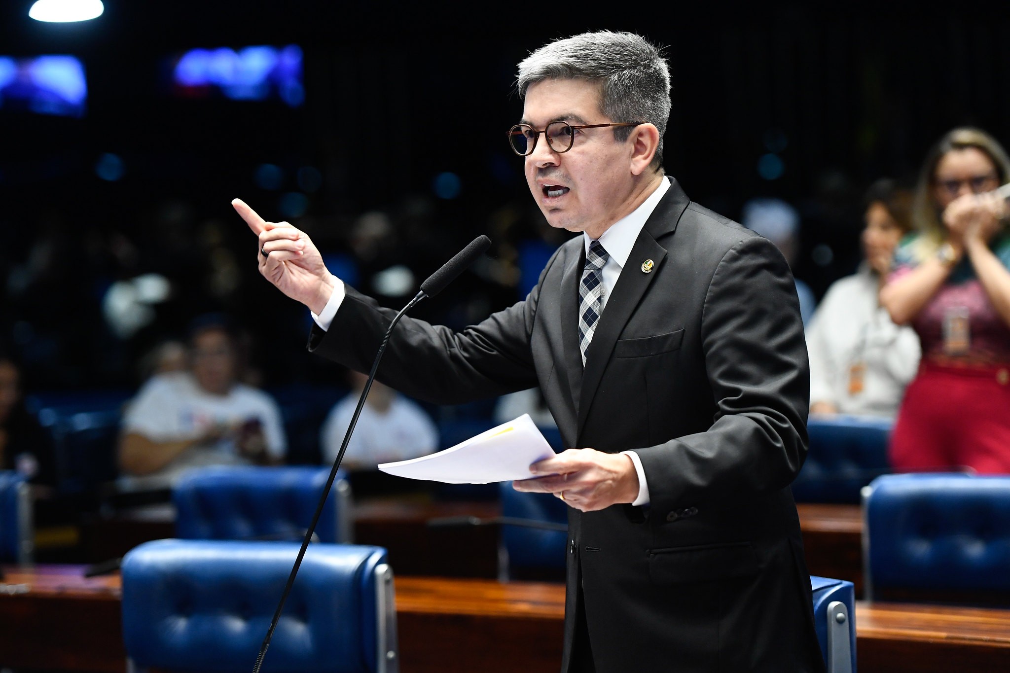 Influente em Brasília, derrotado em 'casa': o revés eleitoral de Randolfe no Amapá