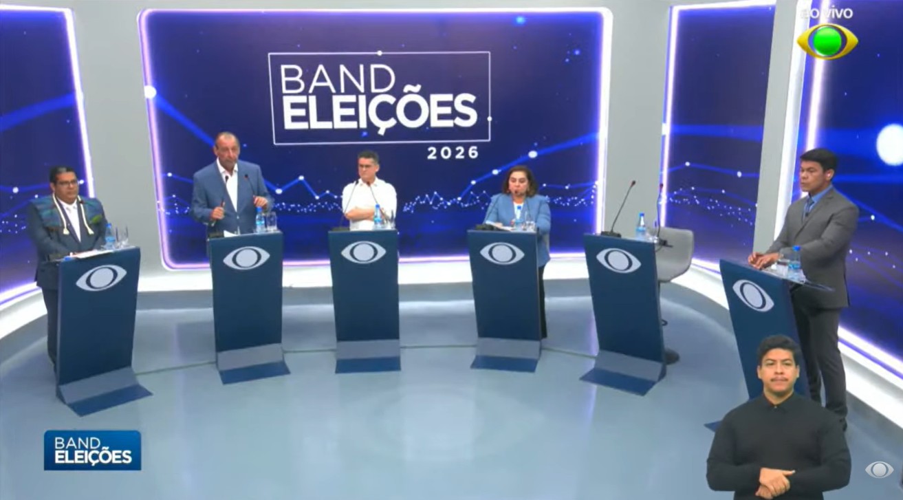Debate entre candidatos ao governo do AM é marcado por críticas e embates sobre saúde, segurança e educação