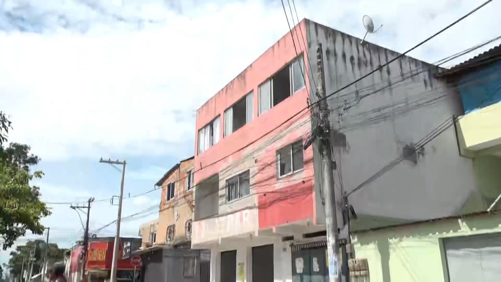 Prédio em que o pedreiro Aílton trabalhava, no Espírito Santo. — Foto: TV Gazeta
