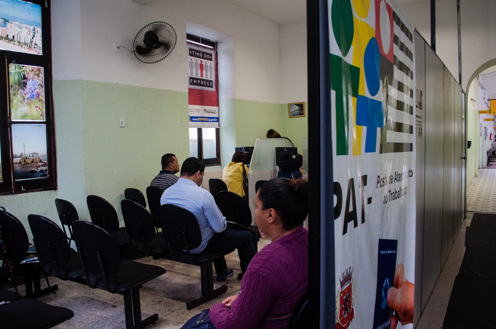PAT oferece 76 vagas de emprego em São Vicente, SP; confira as