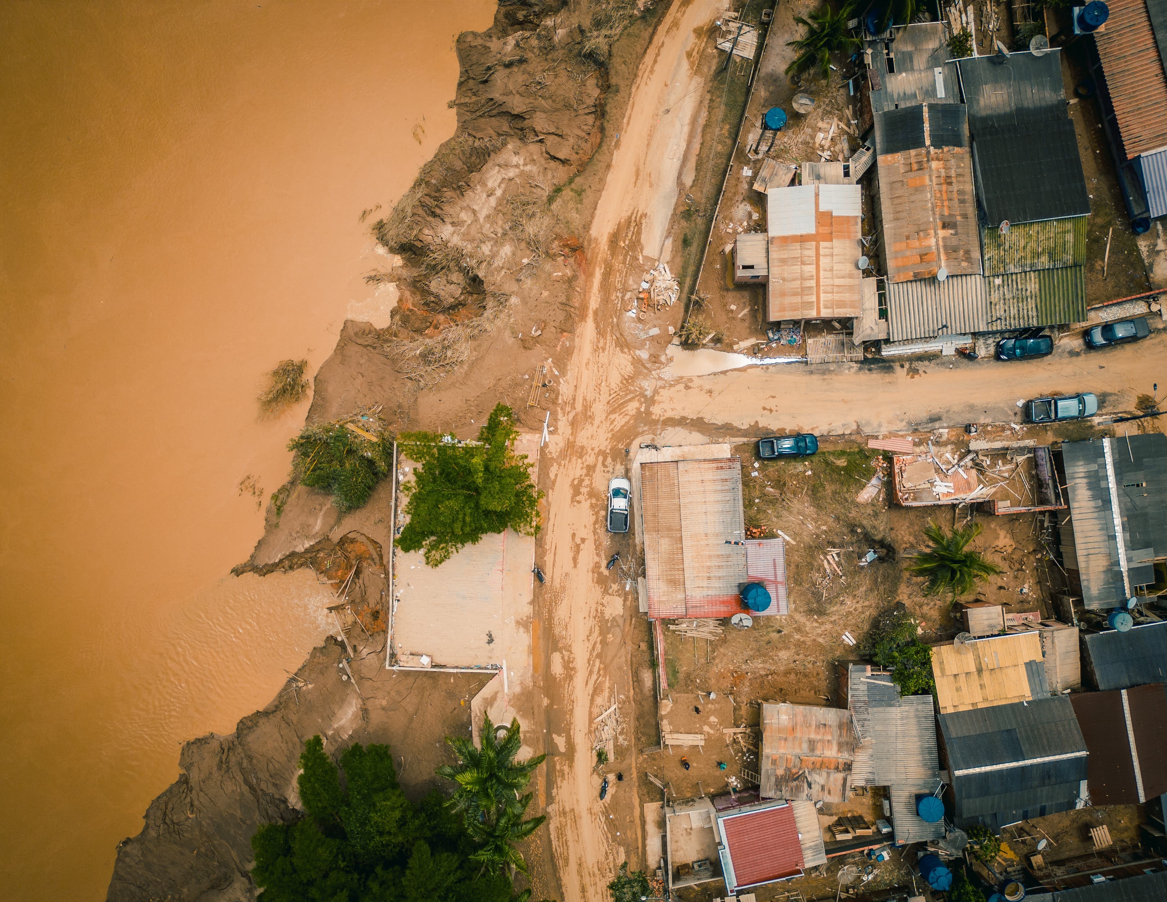 Governo envia equipe à Bolívia para discutir construção de muros e comportas no Rio Acre