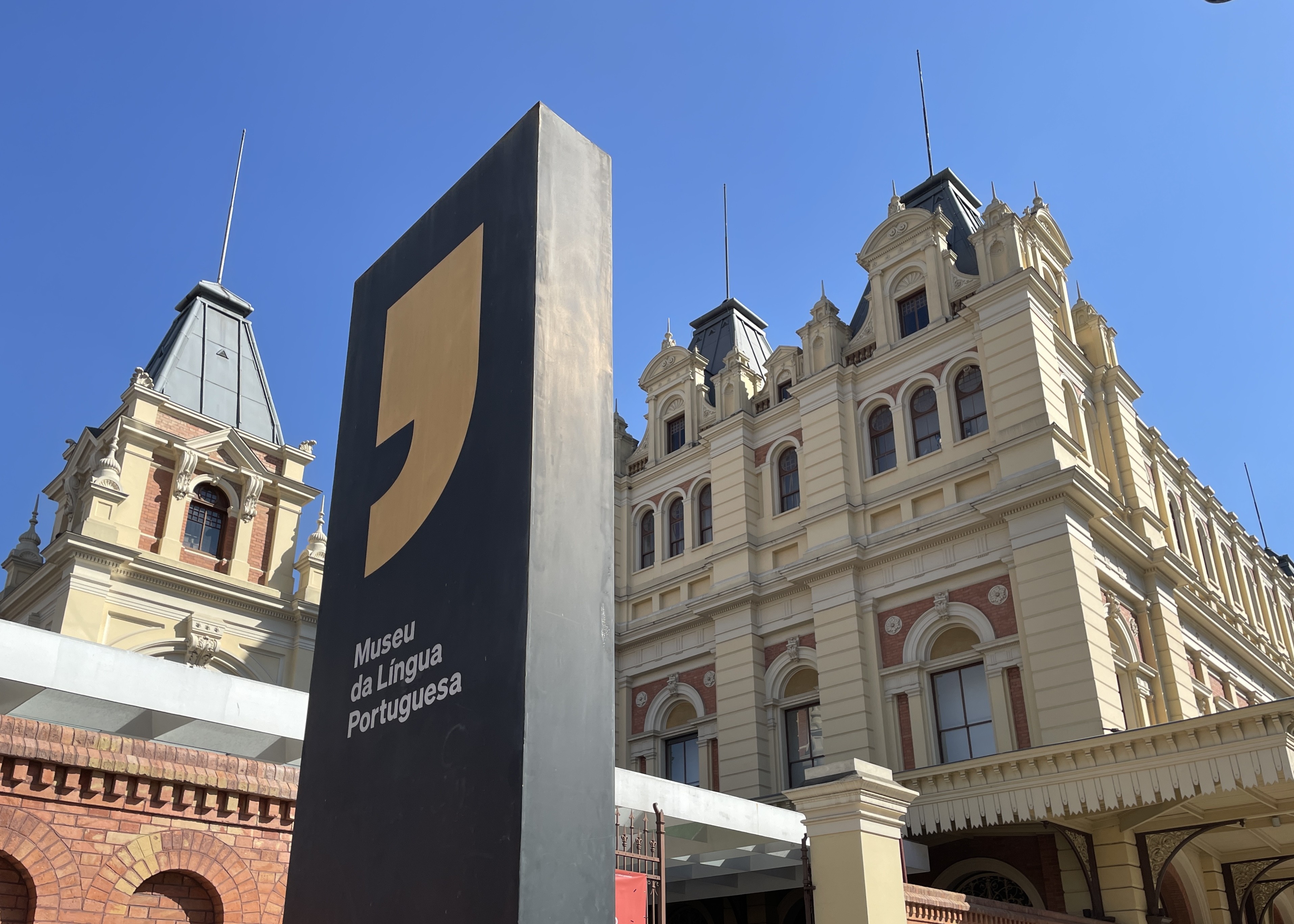 Museu da Língua Portuguesa celebra 20 anos com show grátis no sábado