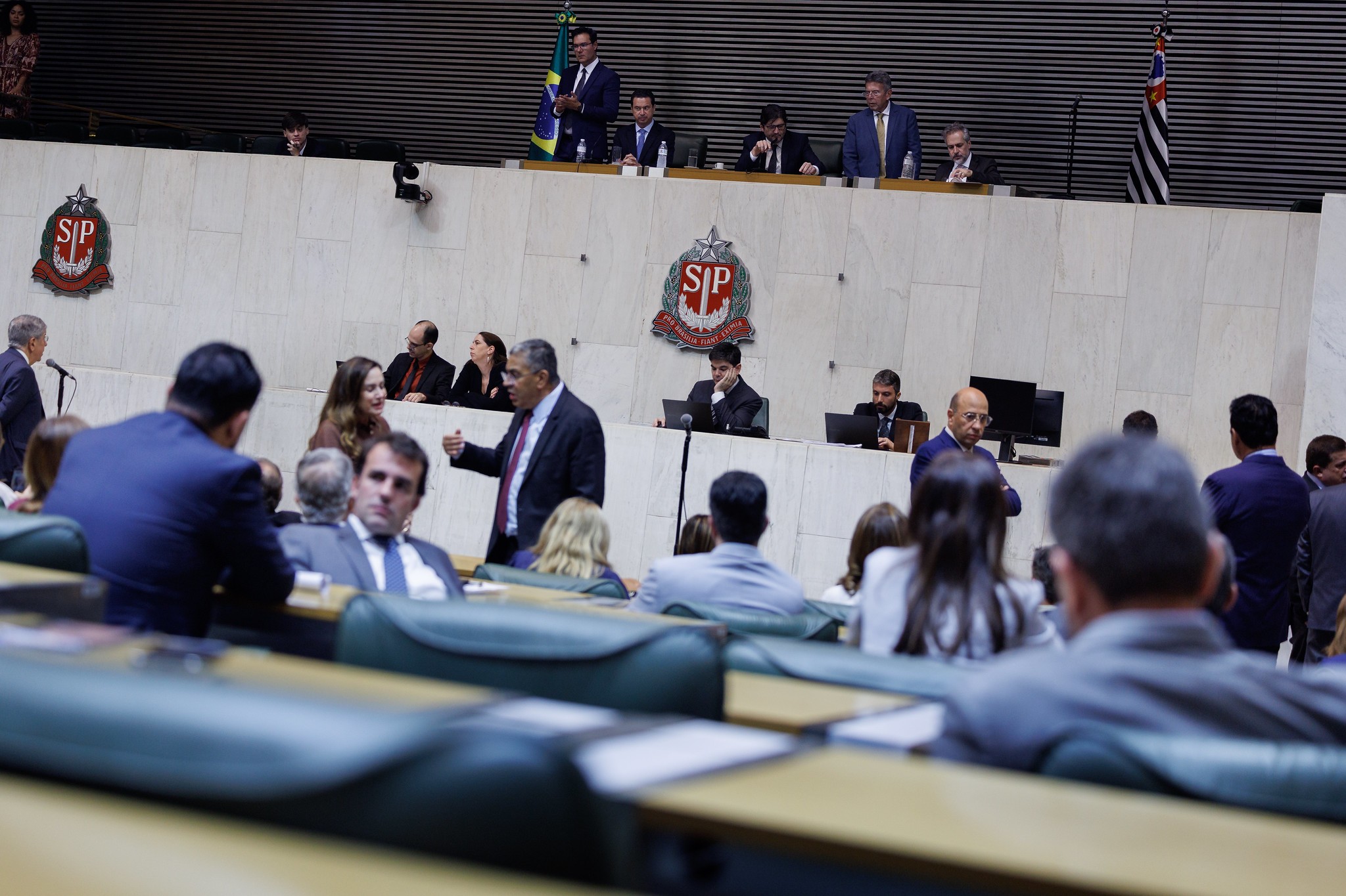 Alesp aprova orçamento de R$ 382 bilhões para estado de SP em 2026, com queda em arrecadação