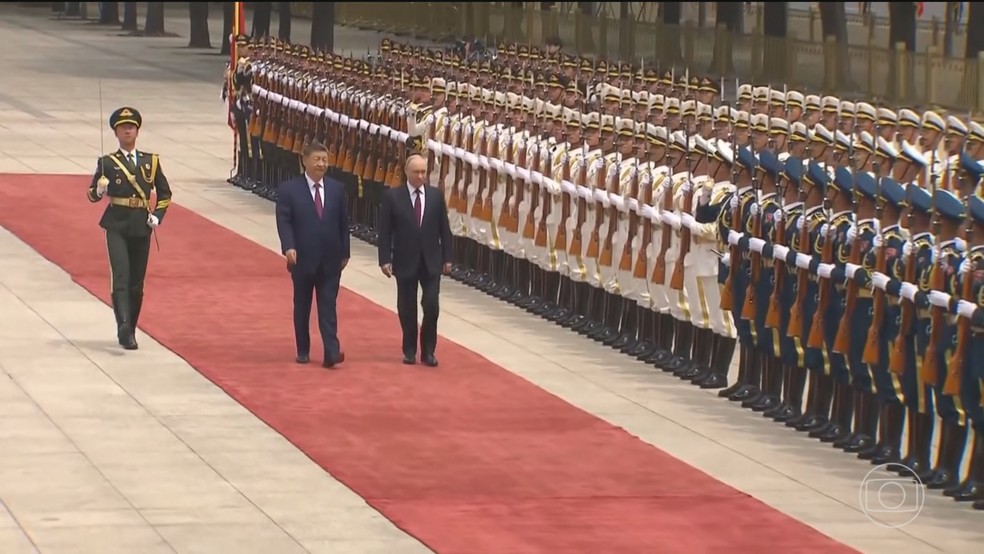 Putin n&atilde;o consegue convencer Xi Jinping a construir um novo gasoduto entre R&uacute;ssia e China &mdash; Foto: Jornal Nacional/ Reprodu&ccedil;&atilde;o