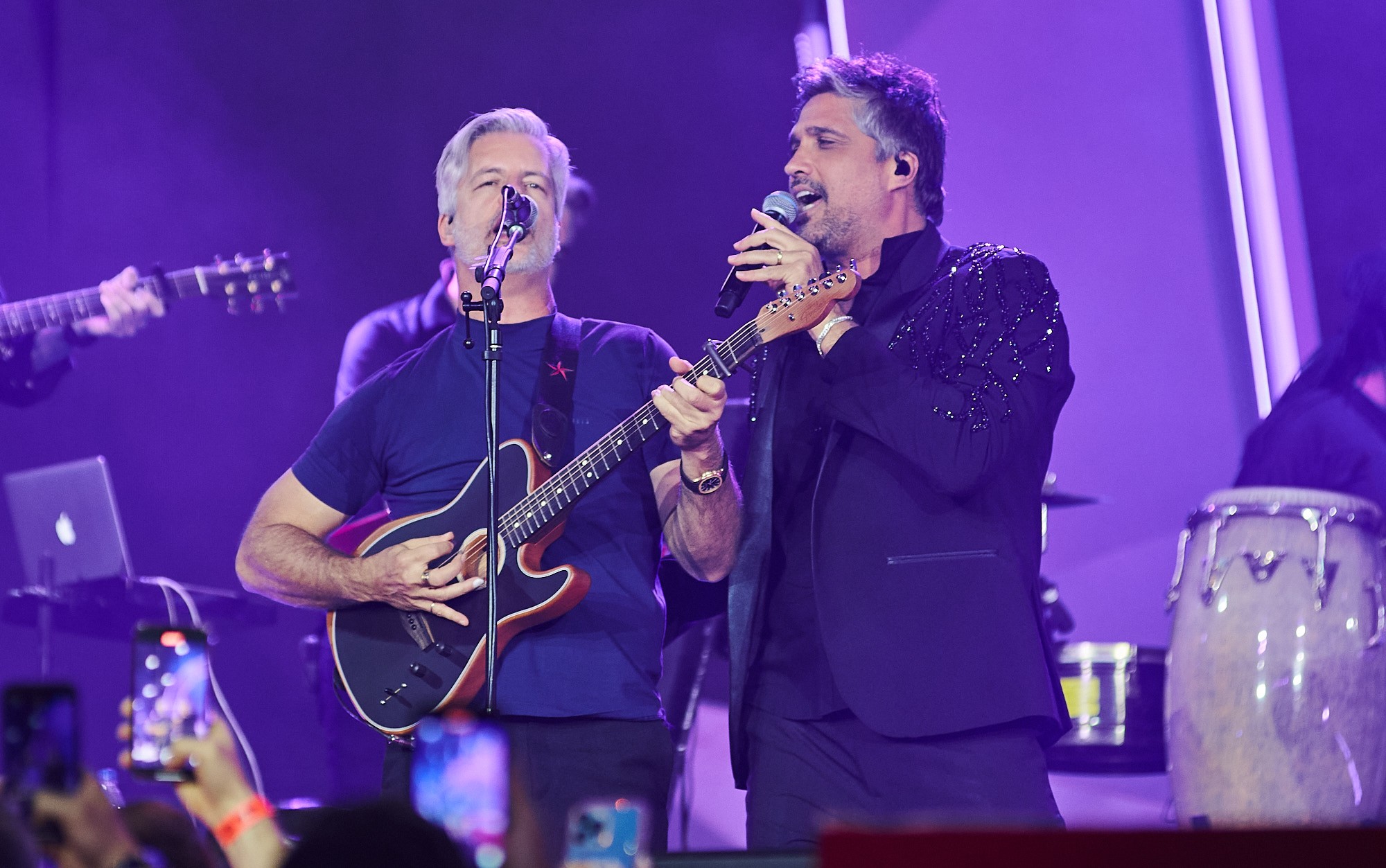Victor e Leo anunciam fim da turnê de retorno da dupla três anos após voltarem aos palcos 