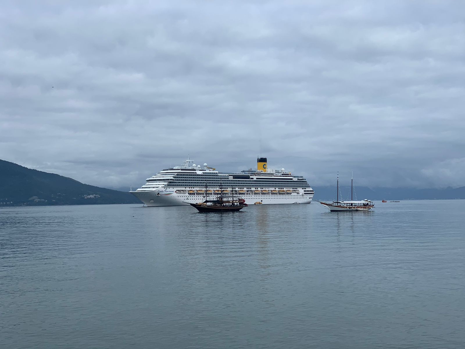 Ilhabela encerra temporada de cruzeiros com 53 escalas e 220 mil visitantes