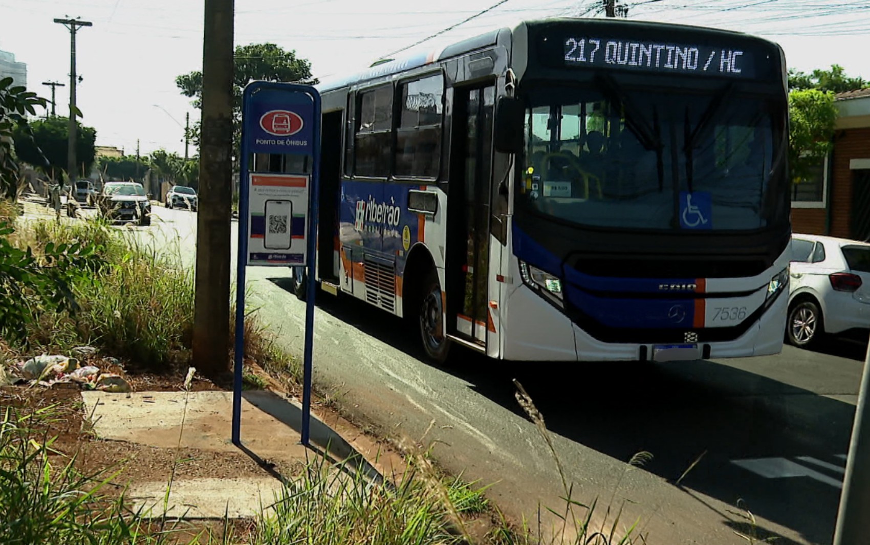 Levantamento aponta que 32% dos pontos de ônibus têm cobertura em Ribeirão Preto, SP