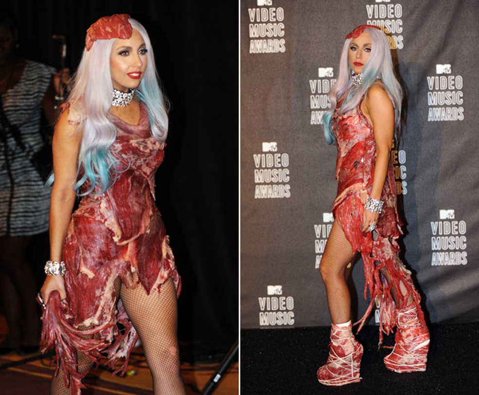 Vestido de carne de Lady Gaga será exposto em museu — Foto: Mark Ralston/AFP