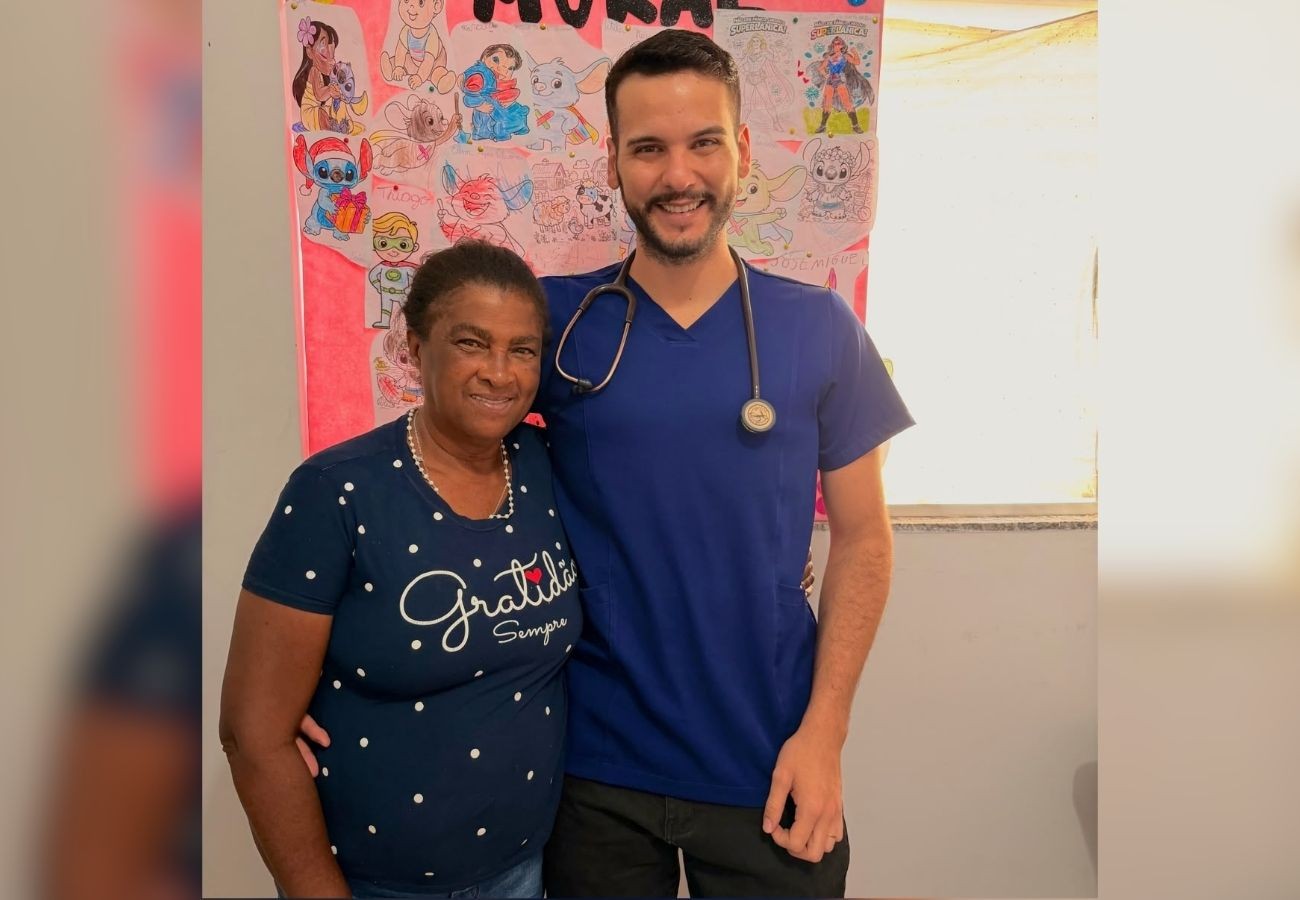 'Não tive coragem de ir lá de novo', diz médico após despedida emocionante de crianças em posto de saúde