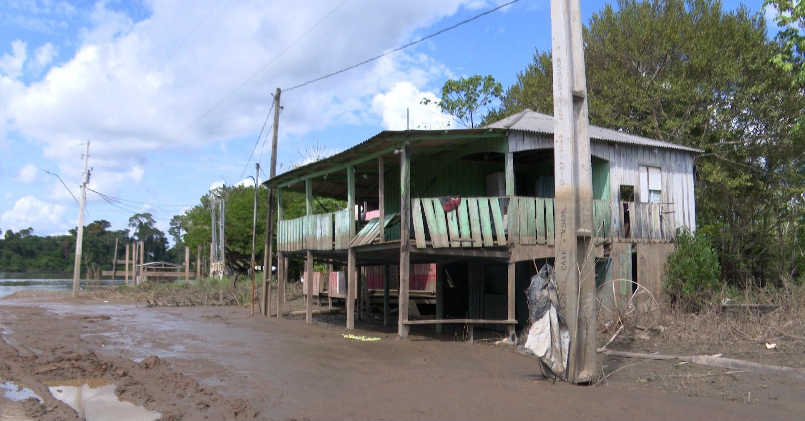 Cheia do rio Madeira deixa rastros de destruição em comunidades ribeirinhas de Porto Velho: 'perdemos tudo'