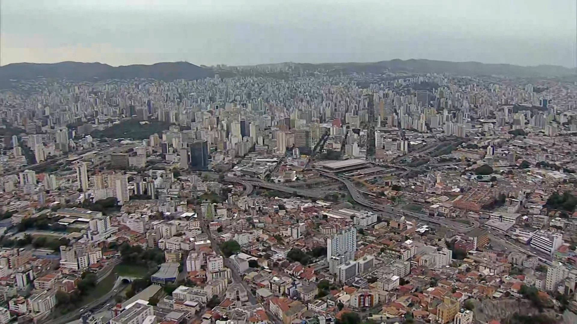 BH tem previsão de chuva no fim de semana; veja como fica o tempo