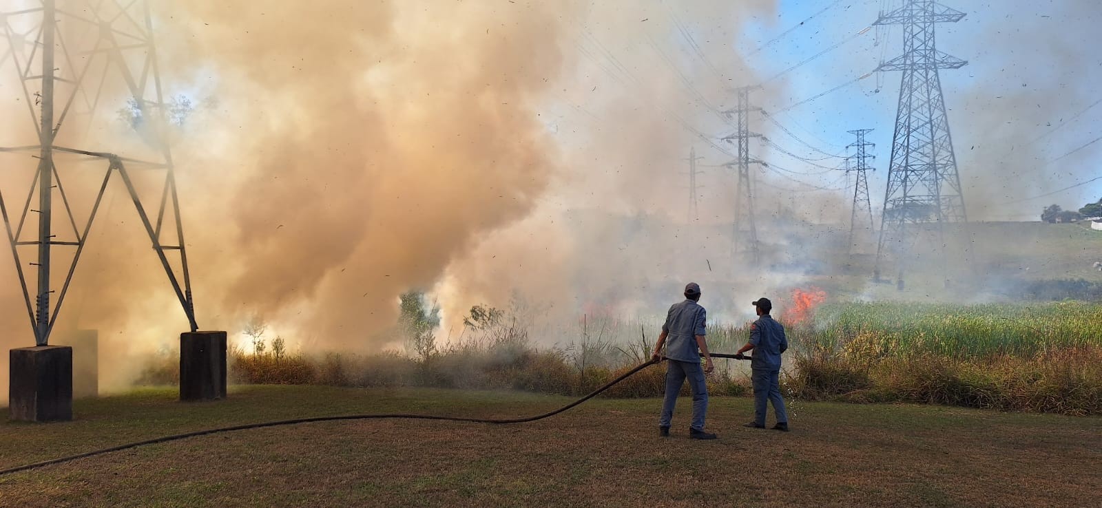 Mogi das Cruzes registra dois incêndios em áreas de mata neste domingo (14)