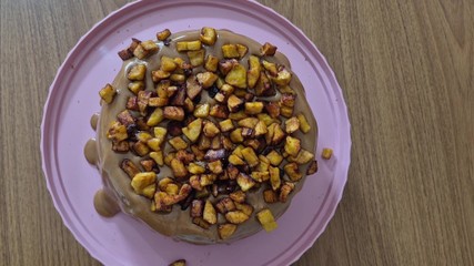Na Cozinha: Confeiteira ensina a fazer bolos com recheios especiais