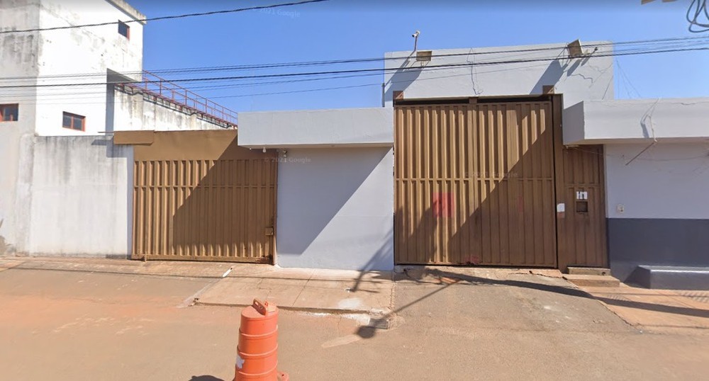 Detenta faz visitantes reféns e agride policiais em presídio no interior de Minas