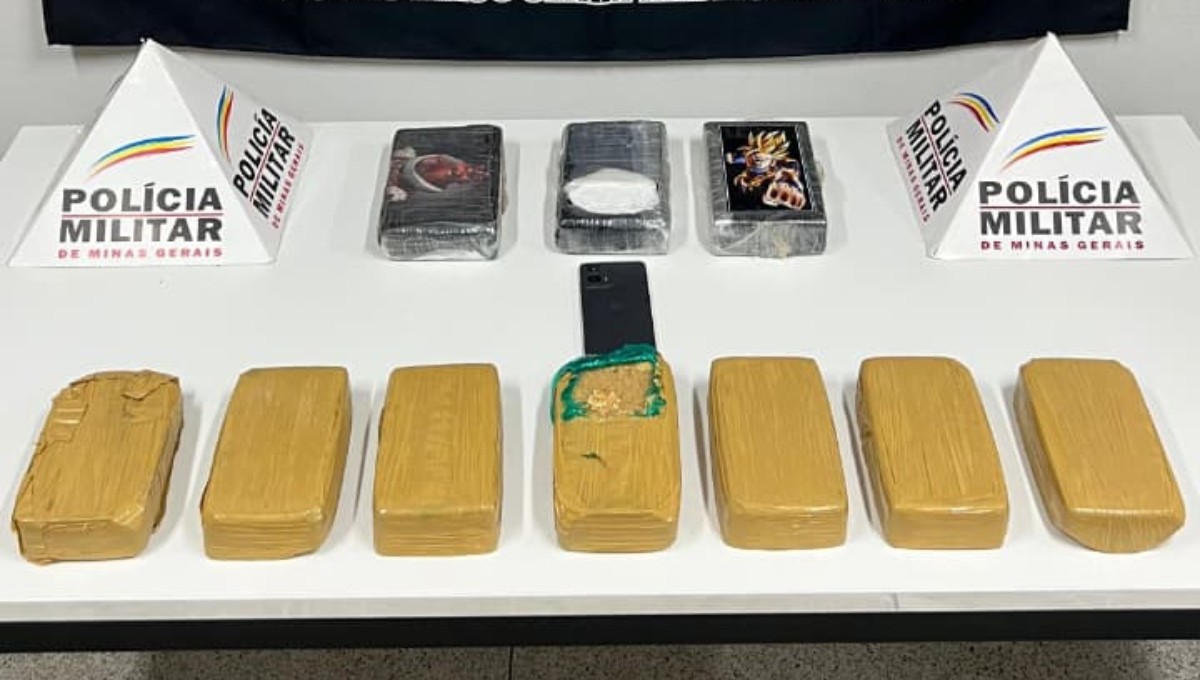 Homem é preso com 10 barras de cocaína e crack após perseguição na BR-381 em Coronel Fabriciano