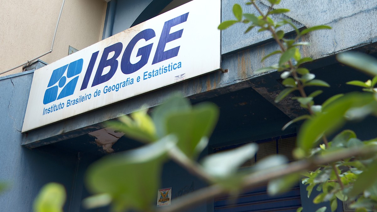 IBGE abre inscrições para processos seletivos com 443 vagas temporárias na  Bahia; veja como se inscrever.