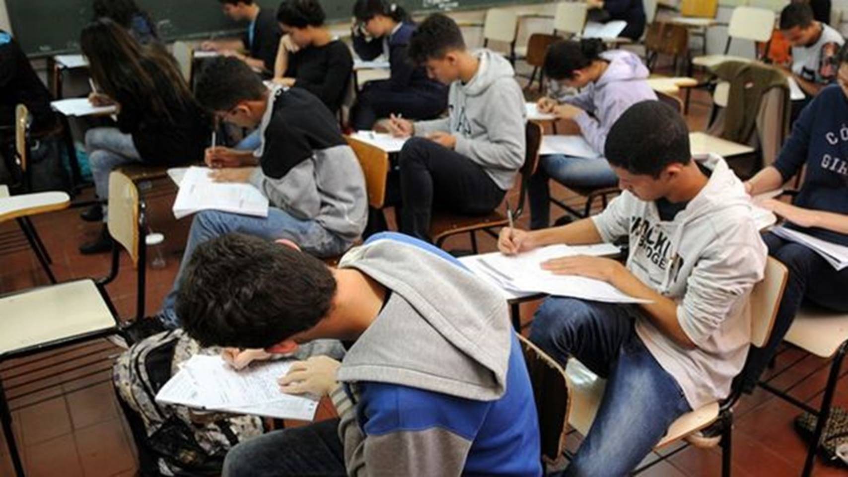 Mais de 70% das escolas fiscalizadas na PB têm infraestrutura crítica ou insuficiente, aponta auditoria