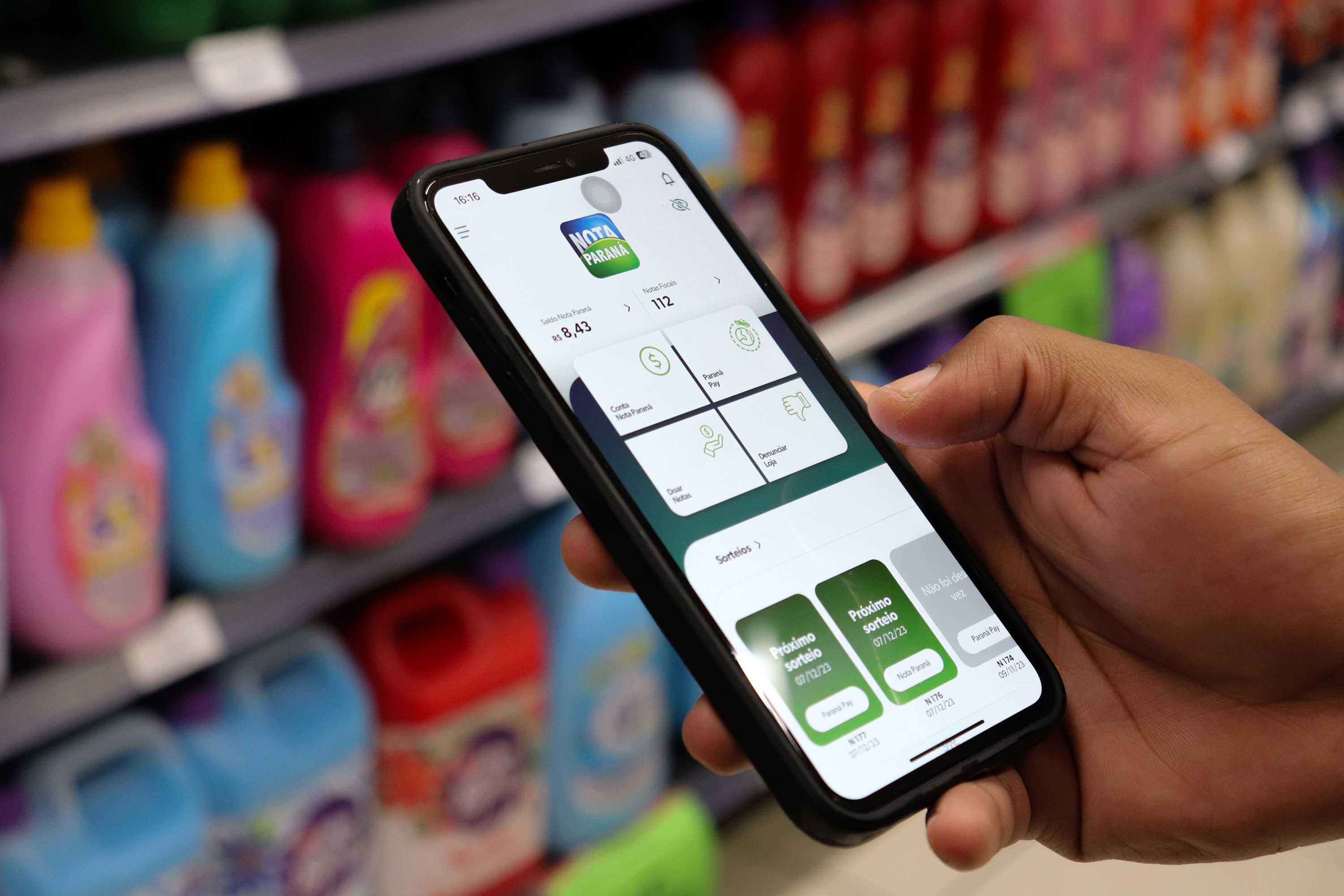 Nota Paraná distribui R$ 5 milhões em outubro; veja premiados