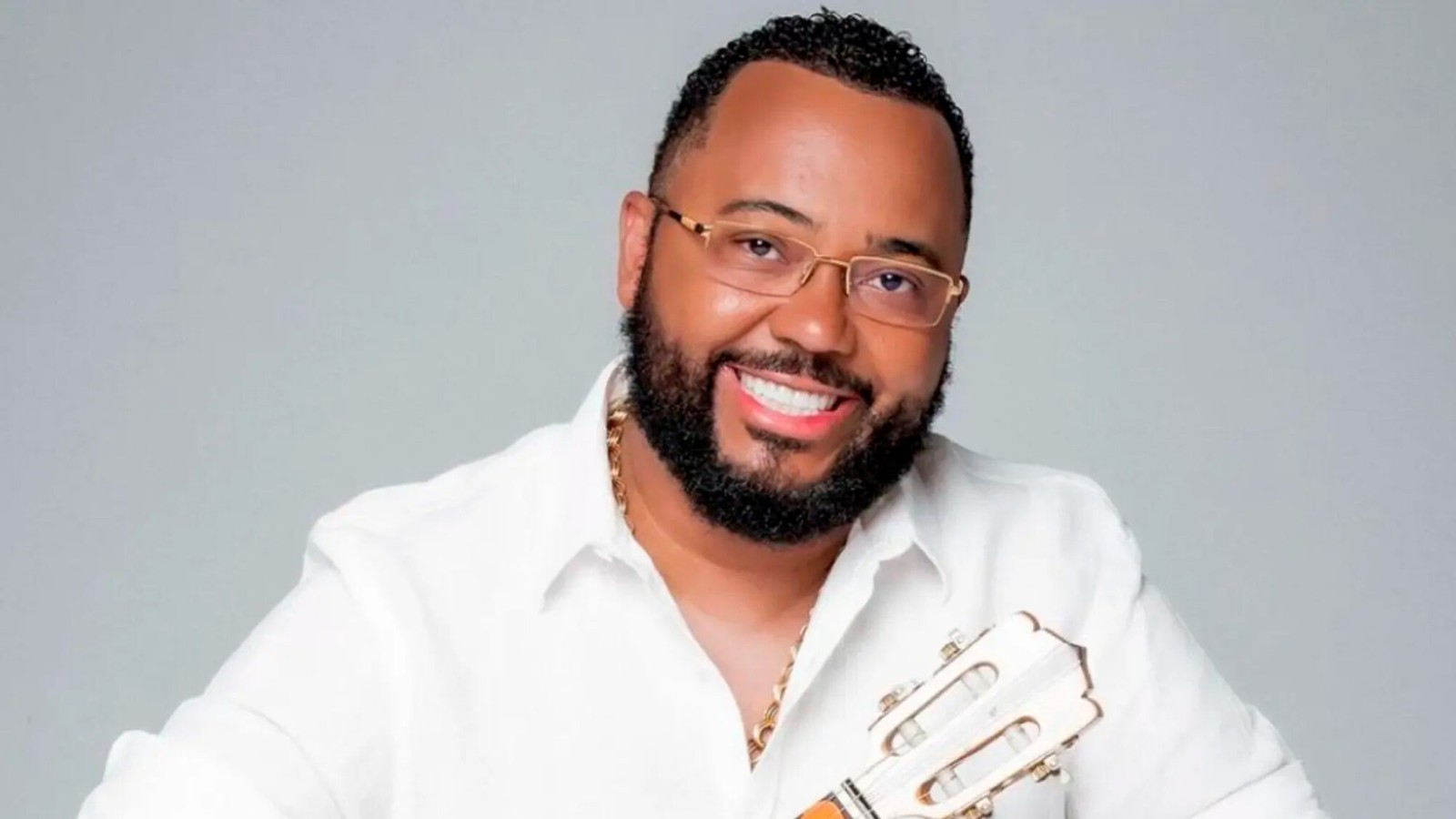 Mês do Samba: Dudu Nobre fará show em Teresina no encerramento do projeto Seis e Meia